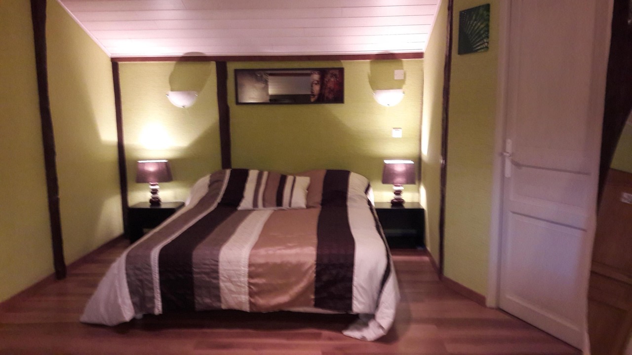 Photo of Bedroom in Puyguilhem