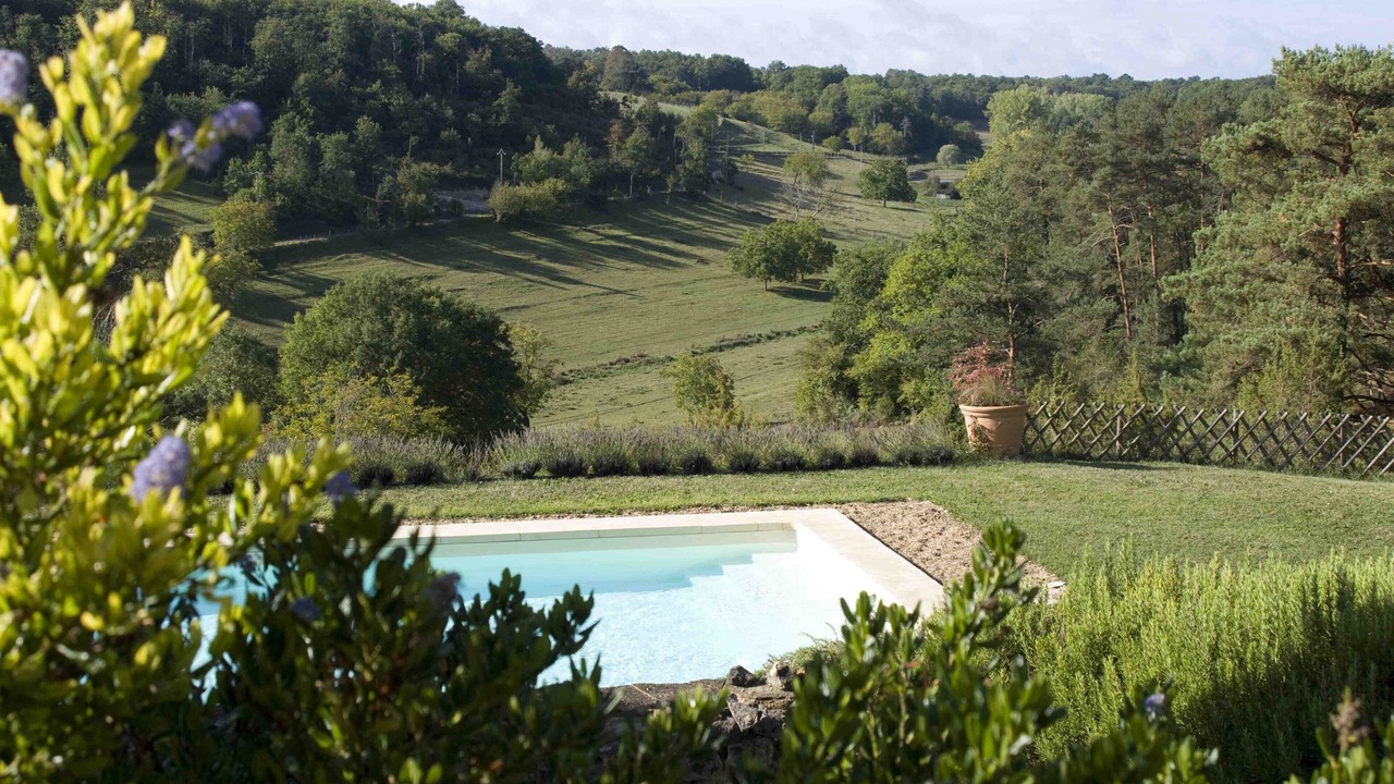 Photo of Outdoor in Thenon