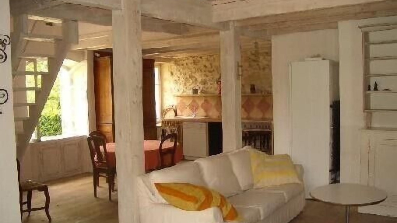 Photo of Livingroom in Camblanes-et-Meynac
