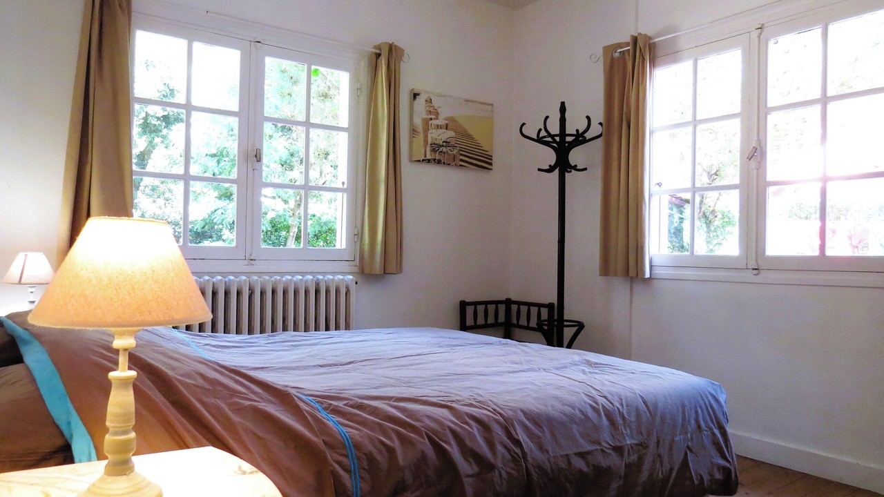 Photo of Bedroom in Domino