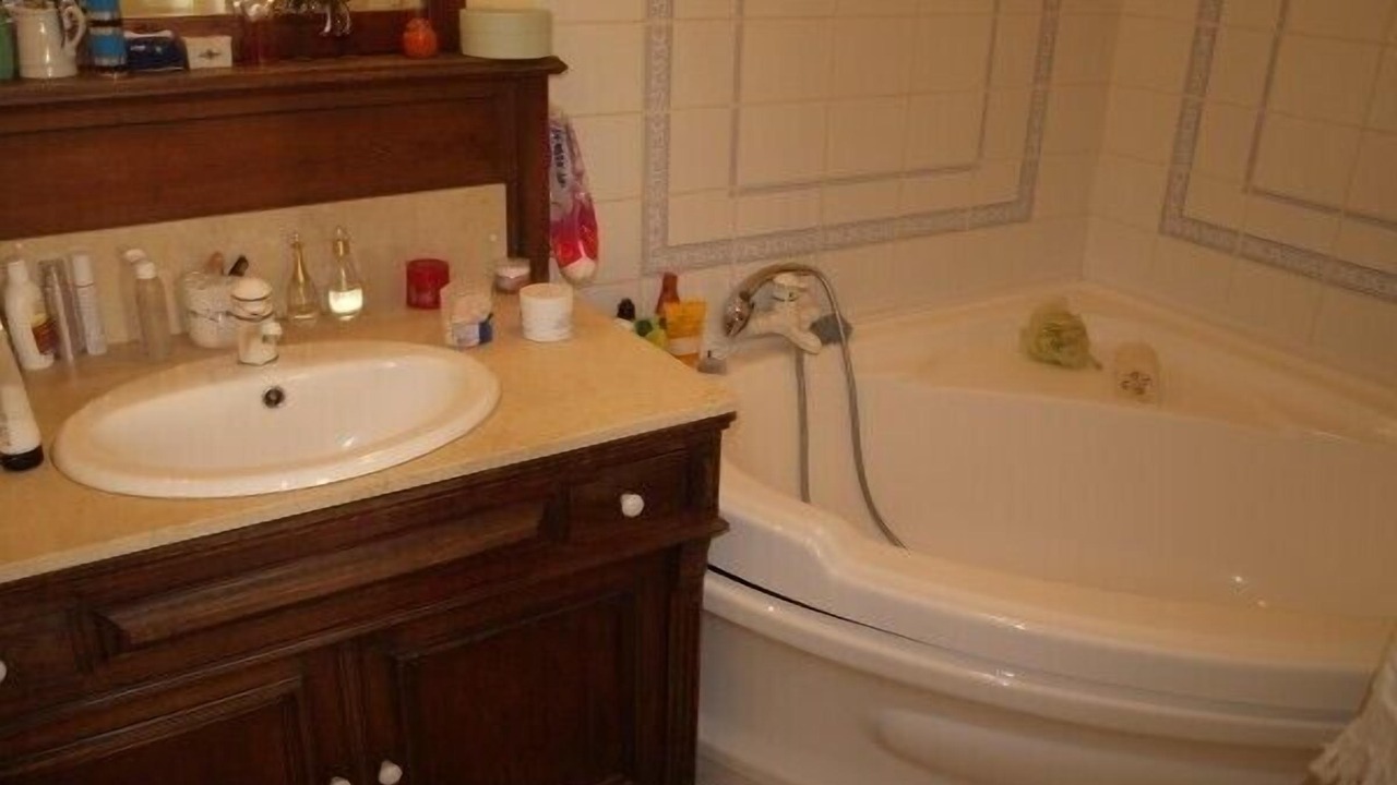 Photo of Bathroom in Saint-Bruno - Saint-Victor