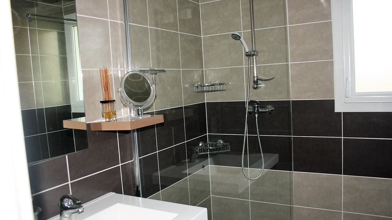 Photo of Bathroom in Port-des-Barques