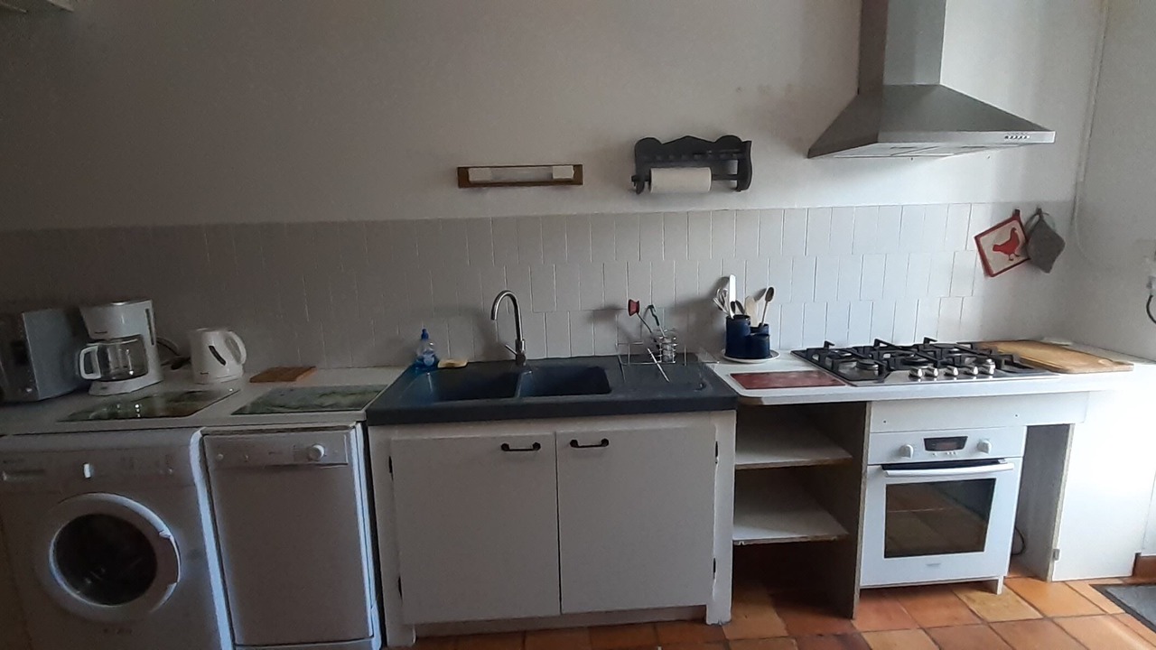 Photo of Kitchen in Saintes Agglomeration