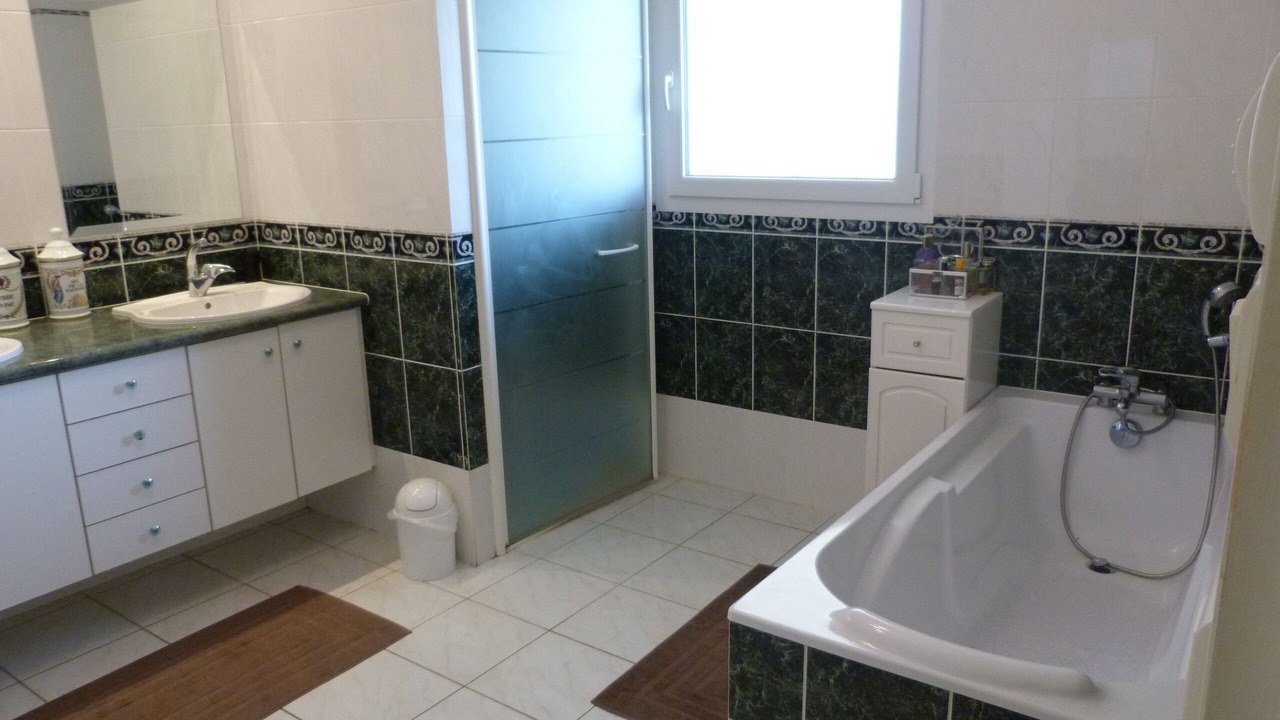 Photo of Bathroom in Biarrotte