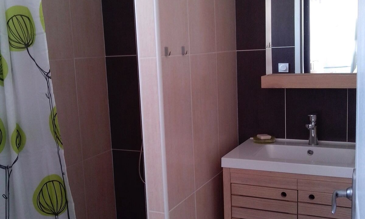 Photo of Bathroom in Cheray