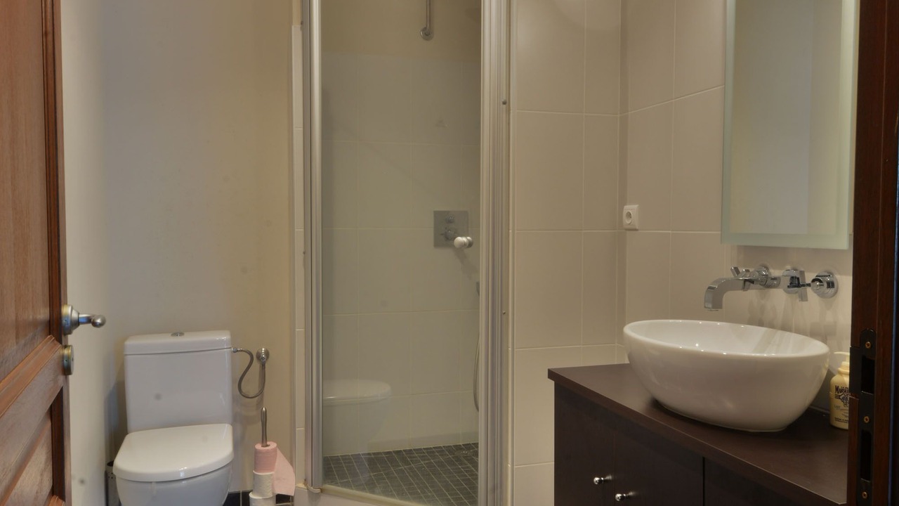 Photo of Bathroom in Buzy