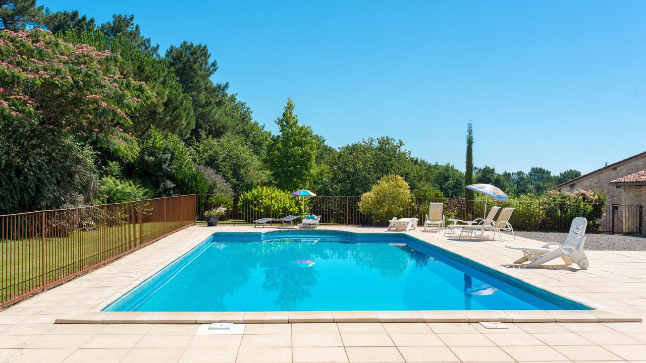 Photo of Outdoor in Saint-Pierre-de-Cole