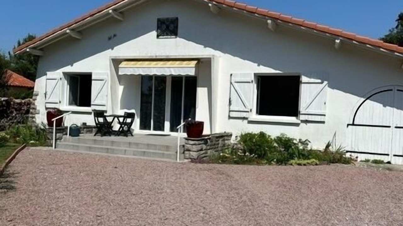 Photo of Outdoor in Messanges