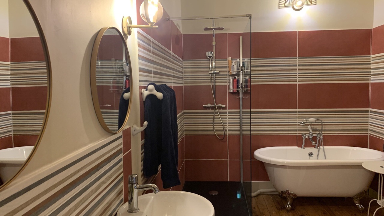 Photo of Bathroom in Portets