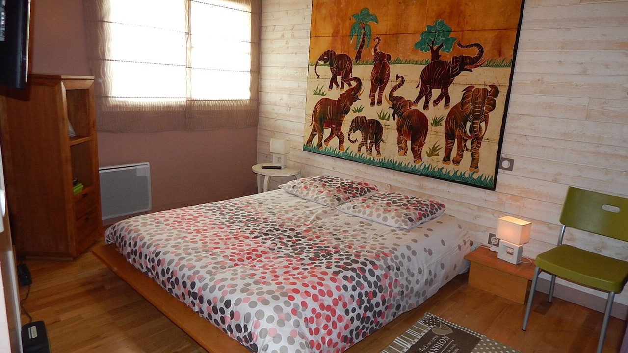 Photo of Bedroom in Gujan-Mestras