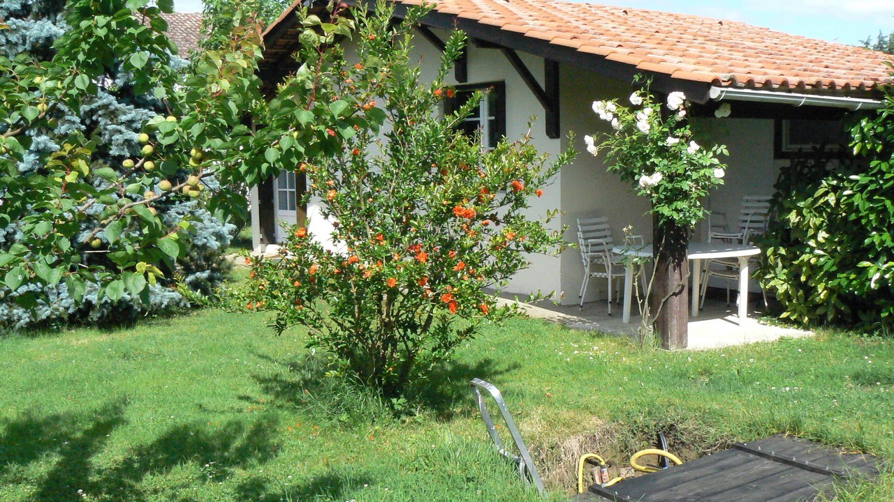 Photo of Outdoor in Saint-Hilaire-de-Lusignan