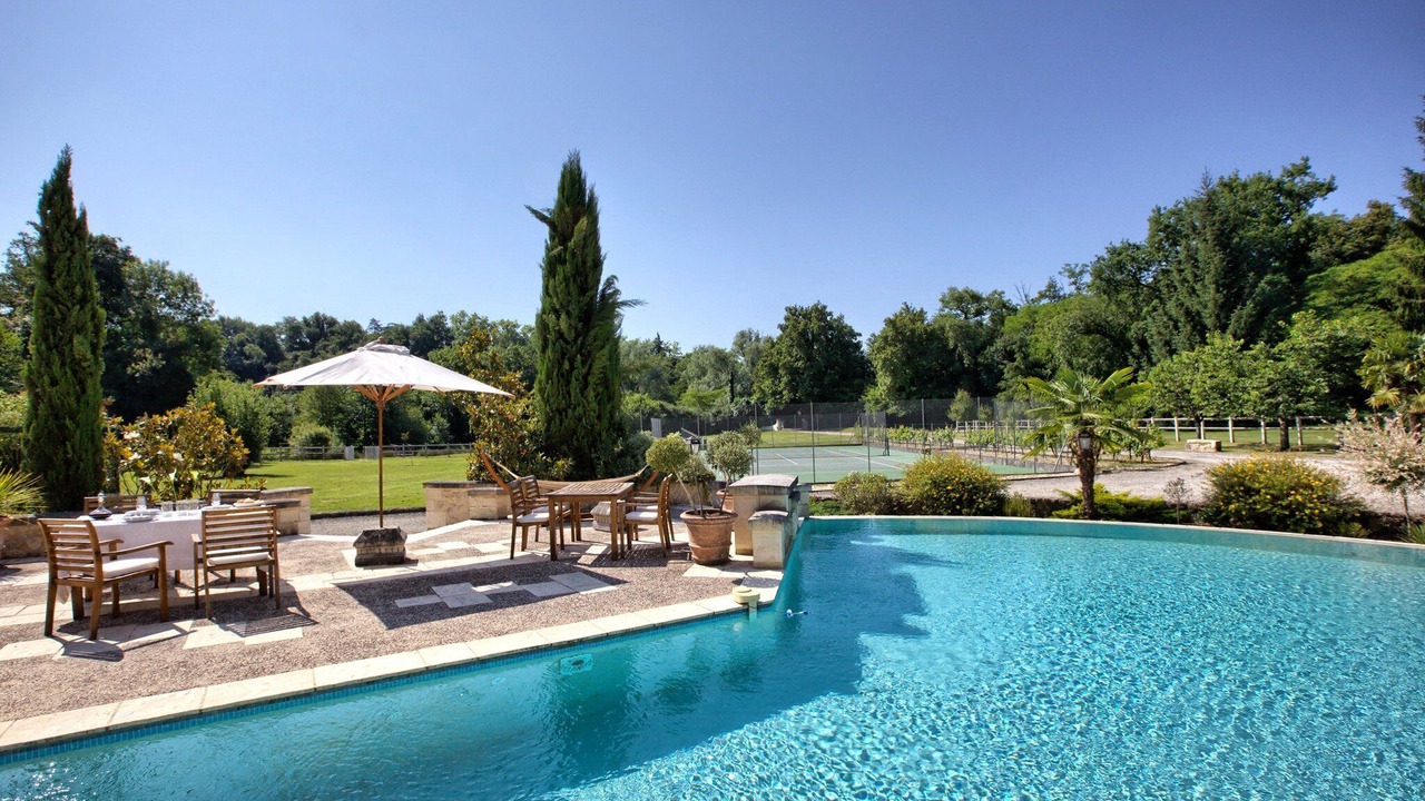 Photo of Outdoor in Carignan-de-Bordeaux