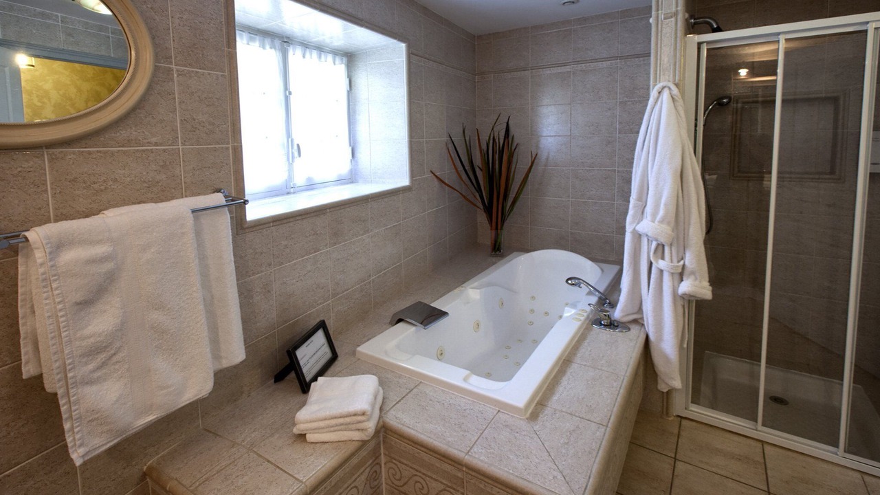 Photo of Bathroom in Carignan-de-Bordeaux