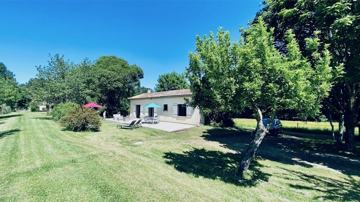 Photo of Outdoor in Coutras