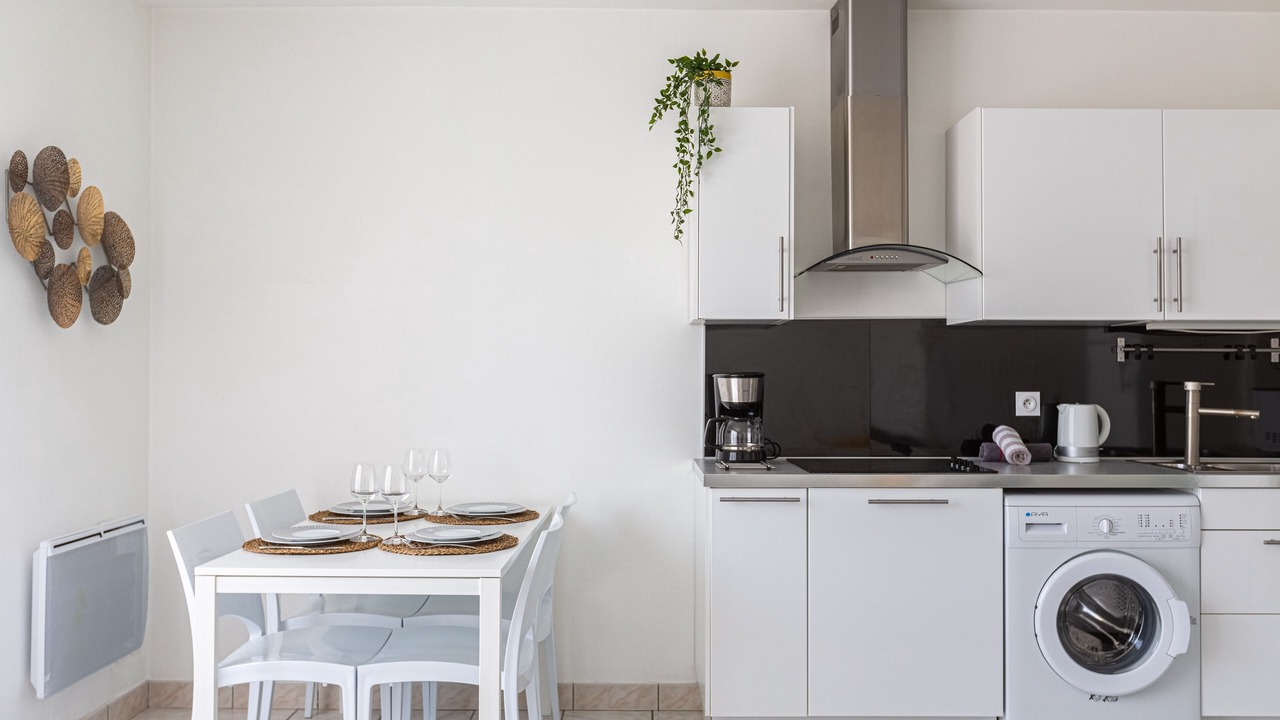 Photo of Kitchen in Saint-Medard-en-Jalles