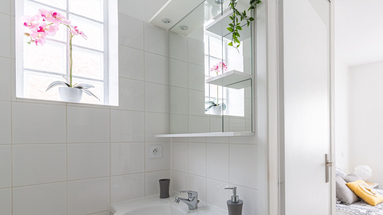 Photo of Bathroom in Saint-Medard-en-Jalles