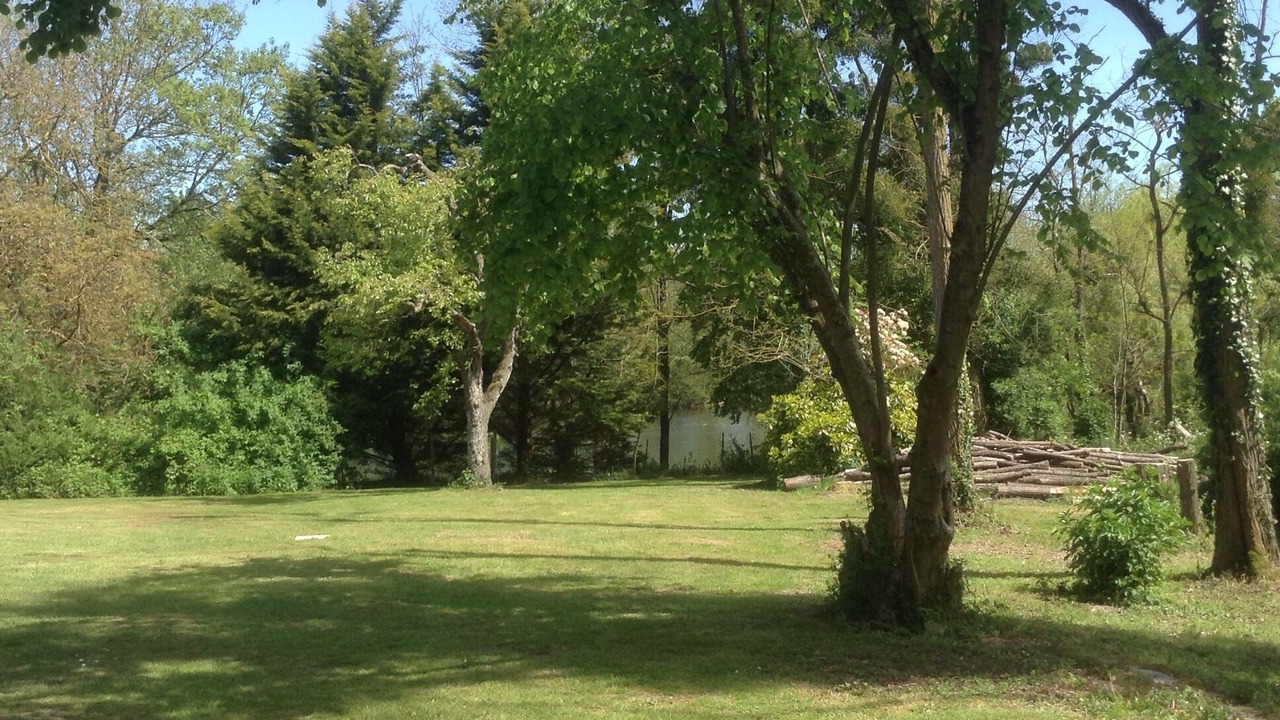 Photo of Outdoor in Saint-Remy-sur-Creuse
