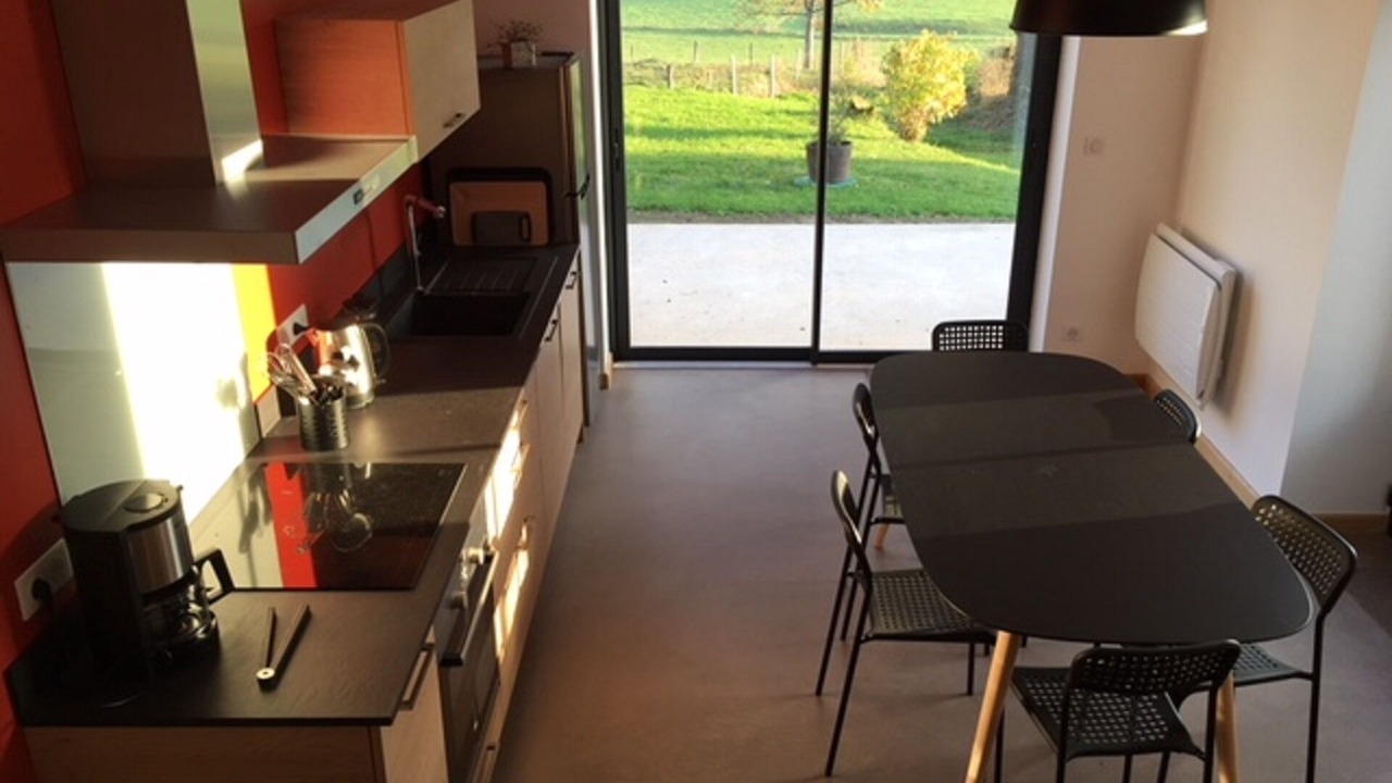 Photo of Kitchen in Saint-Martin-de-Fressengeas