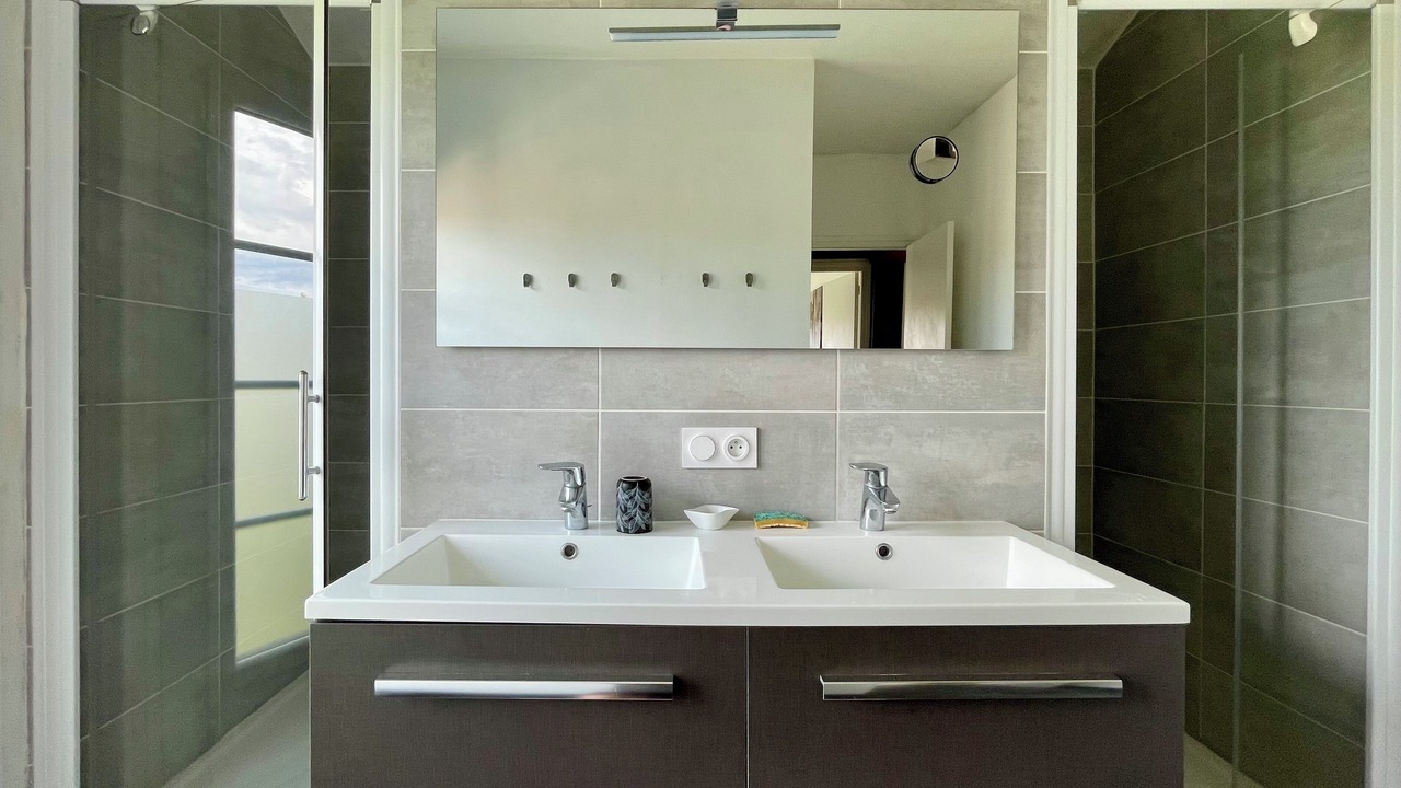 Photo of Bathroom in Saint-Vincent-de-Tyrosse