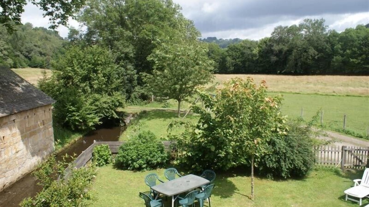 Photo of Outdoor in Dampniat