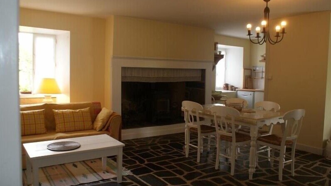 Photo of Livingroom in Dampniat