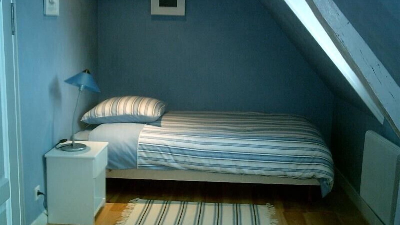 Photo of Bedroom in Dampniat