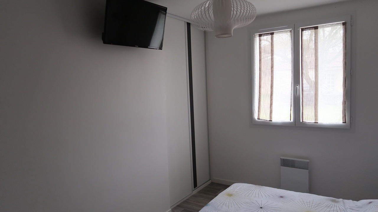 Photo of Bedroom in Mouleydier