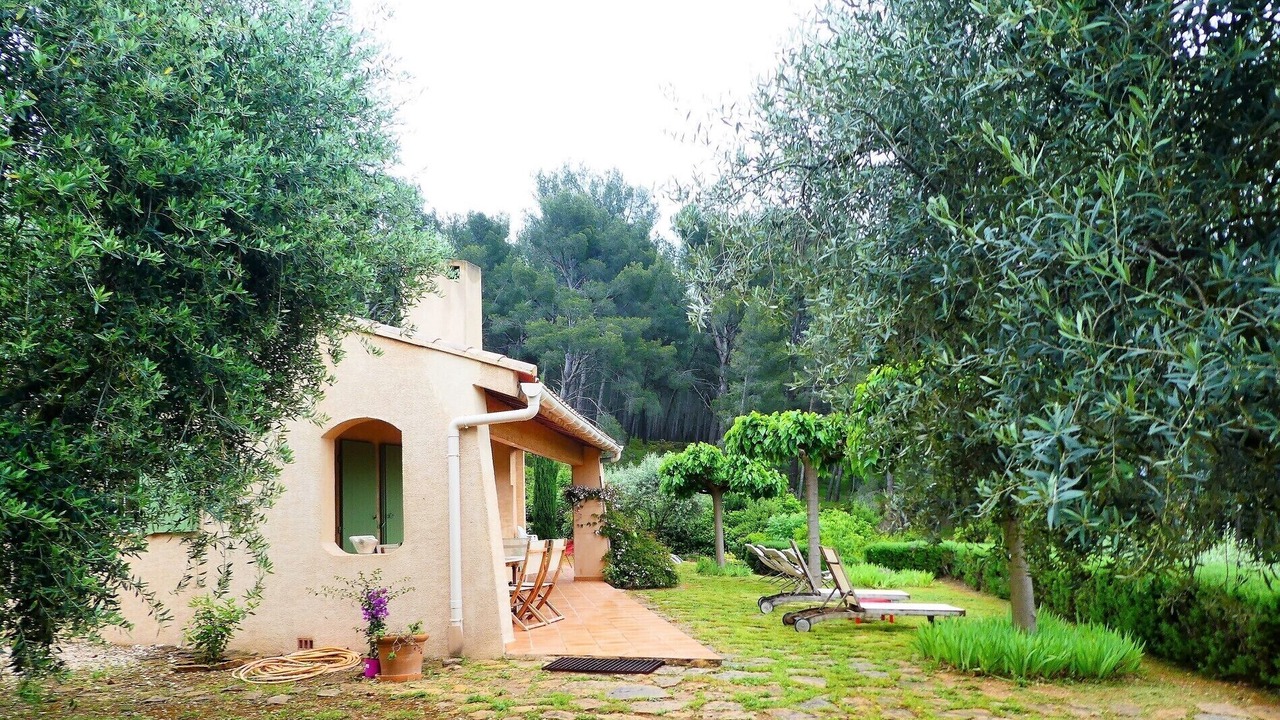 Photo of Patio Balcony in Sanary-sur-Mer