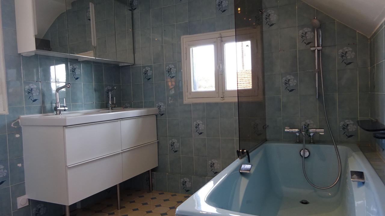 Photo of Bathroom in Soulac-sur-Mer