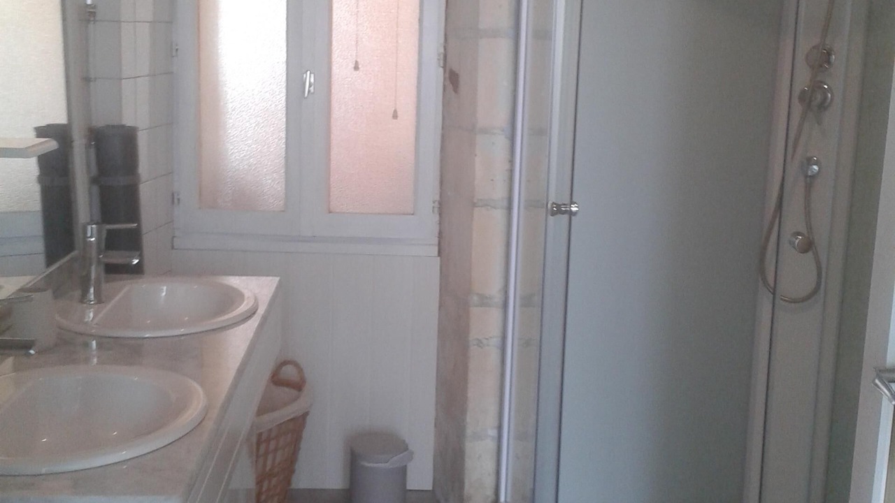 Photo of Bathroom in Heirs-Brouage