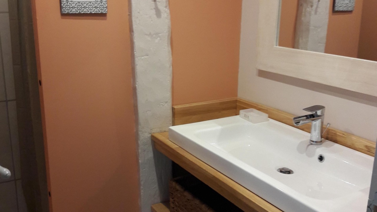 Photo of Bathroom in Heirs-Brouage