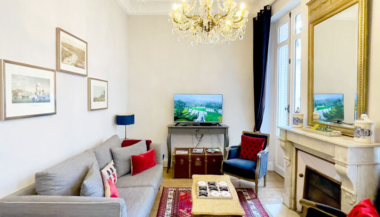 Photo of Livingroom in Bordeaux City Centre