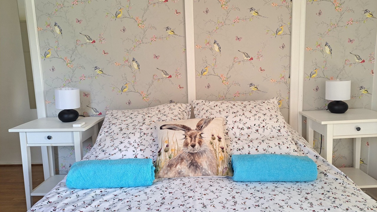 Photo of Bedroom in Saint-Aubin-de-Nabirat