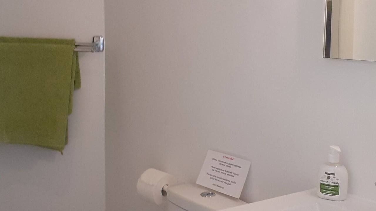 Photo of Bedroom in Saint-Aubin-de-Nabirat