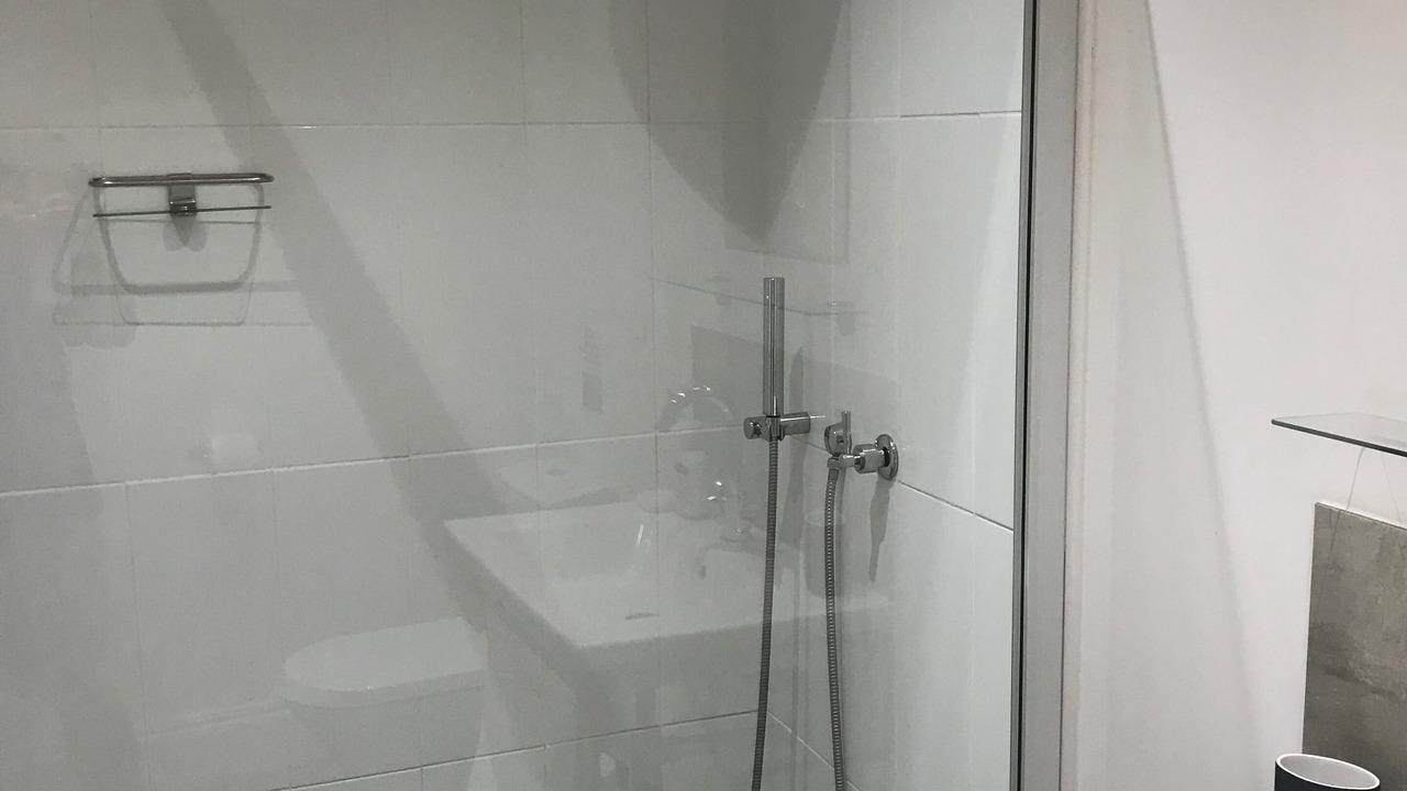 Photo of Bathroom in Port-Sainte-Foy-et-Ponchapt