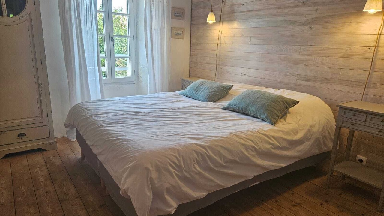 Photo of Bedroom in Saint-Clement-des-Baleines