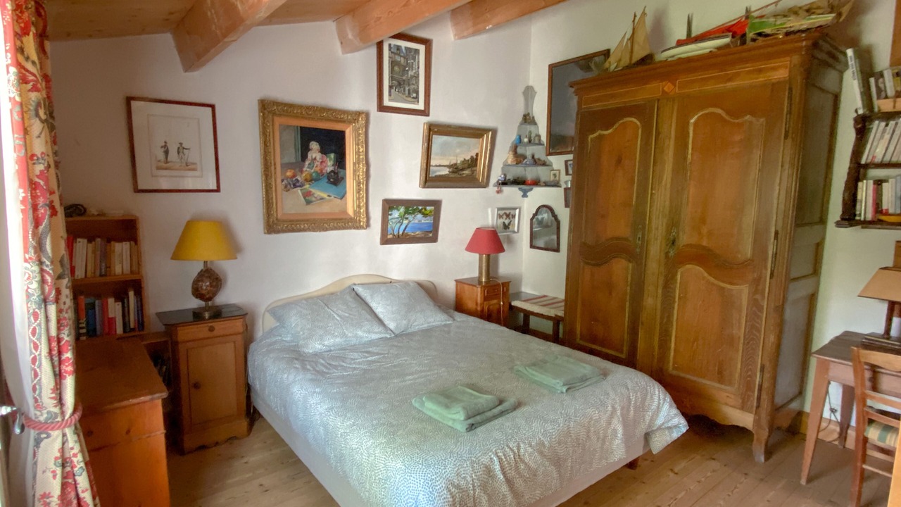 Photo of Bedroom in Saint-Clement-des-Baleines