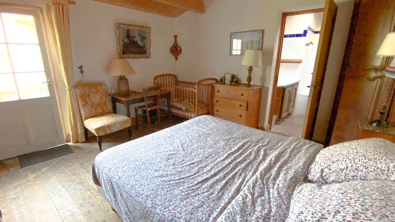Photo of Bedroom in Saint-Clement-des-Baleines