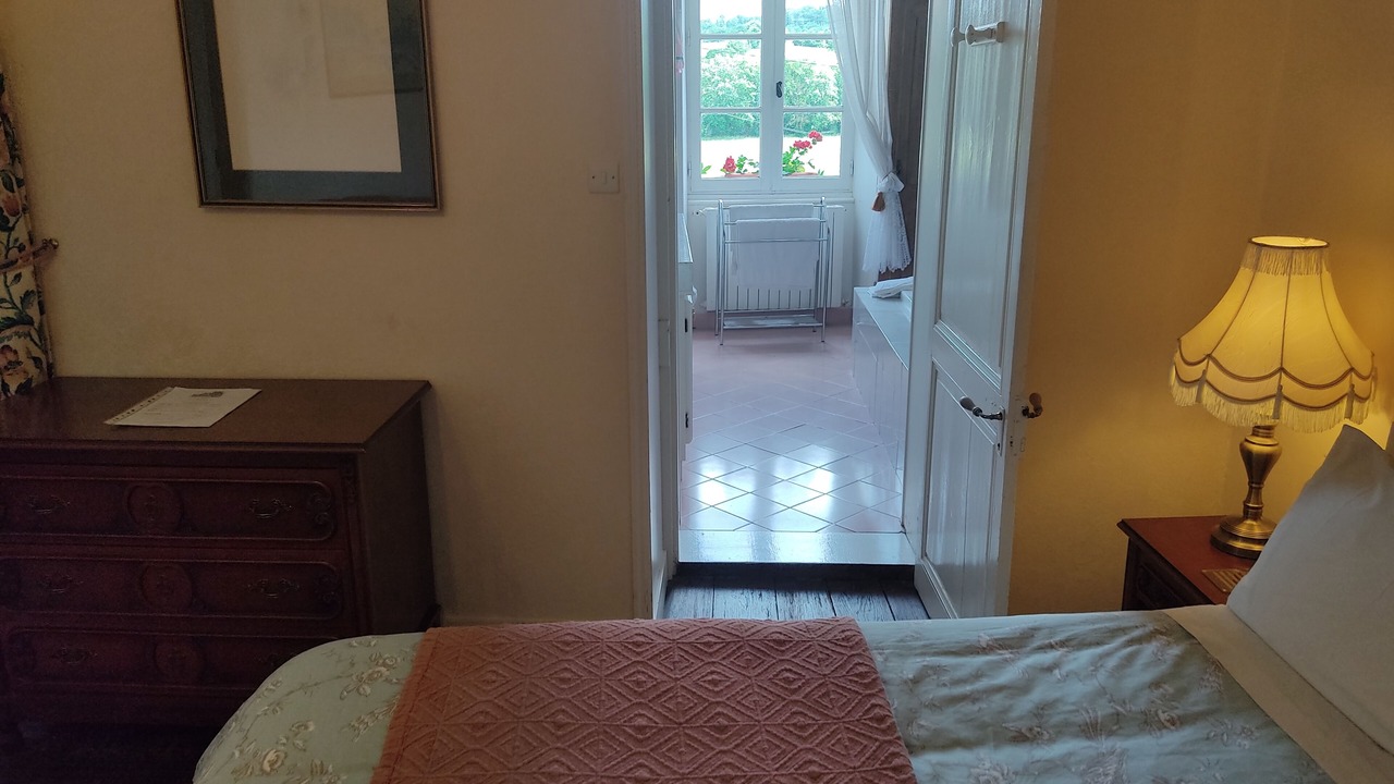 Photo of Bathroom in Montmoreau-Saint-Cybard