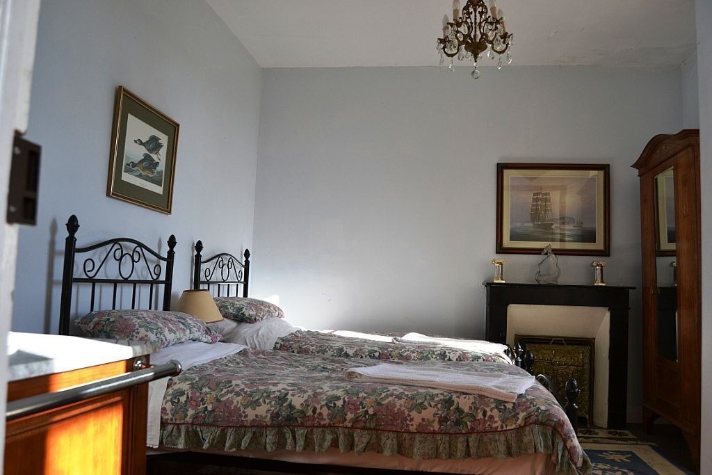Photo of Bedroom in Montmoreau-Saint-Cybard