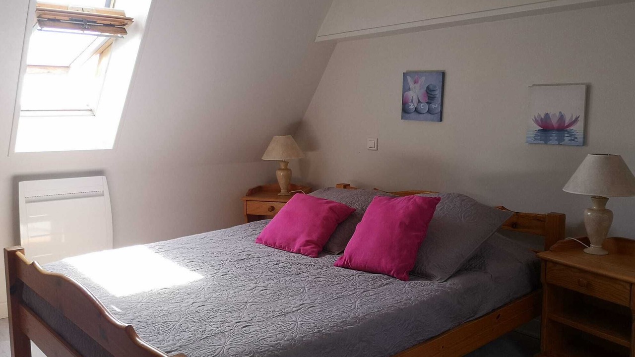 Photo of Bedroom in Savignac-de-Miremont