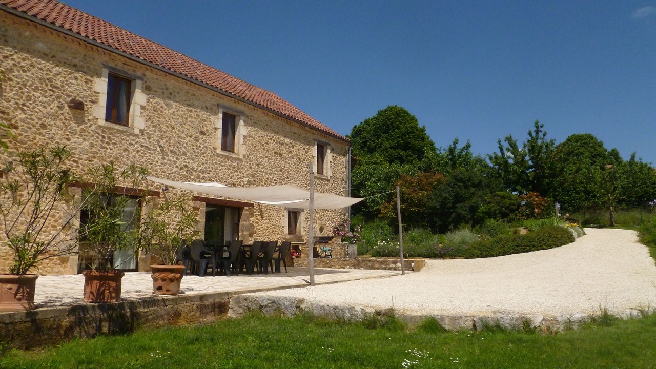 Photo of Outdoor in Carves