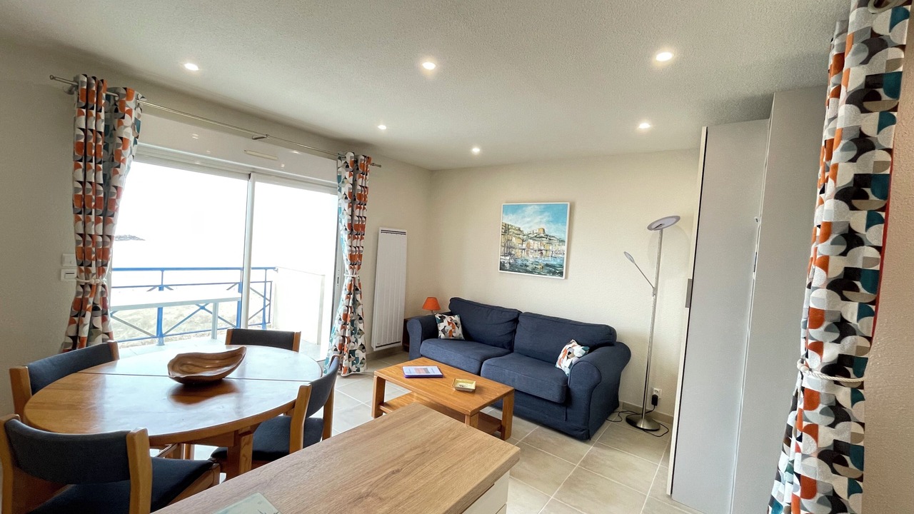 Photo of Livingroom in Port District