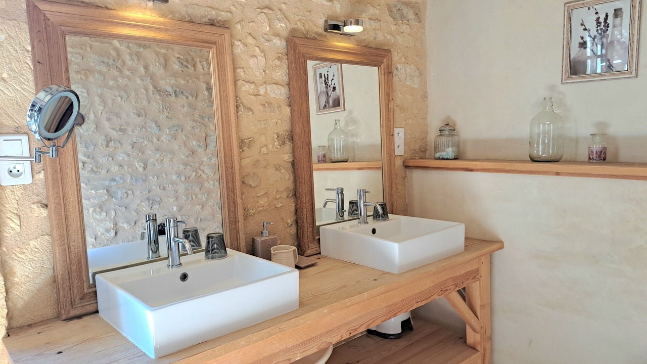 Photo of Bathroom in Saint-Avit-Senieur