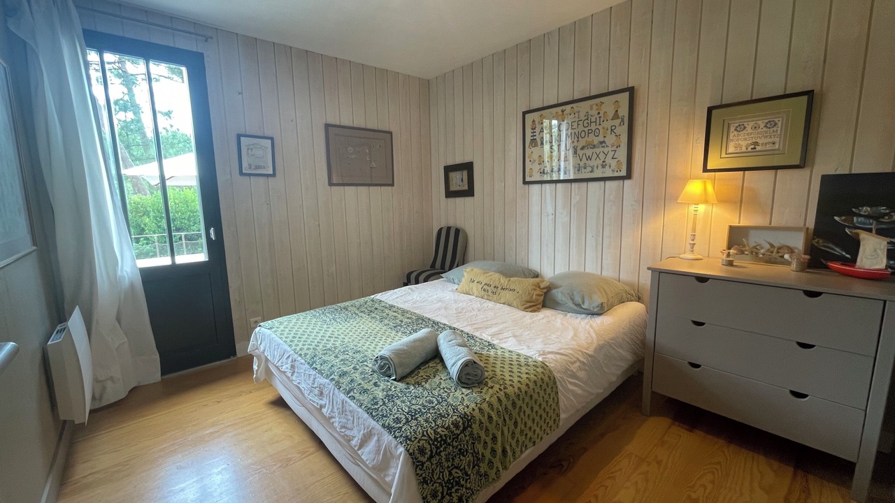 Photo of Bedroom in Le Canon