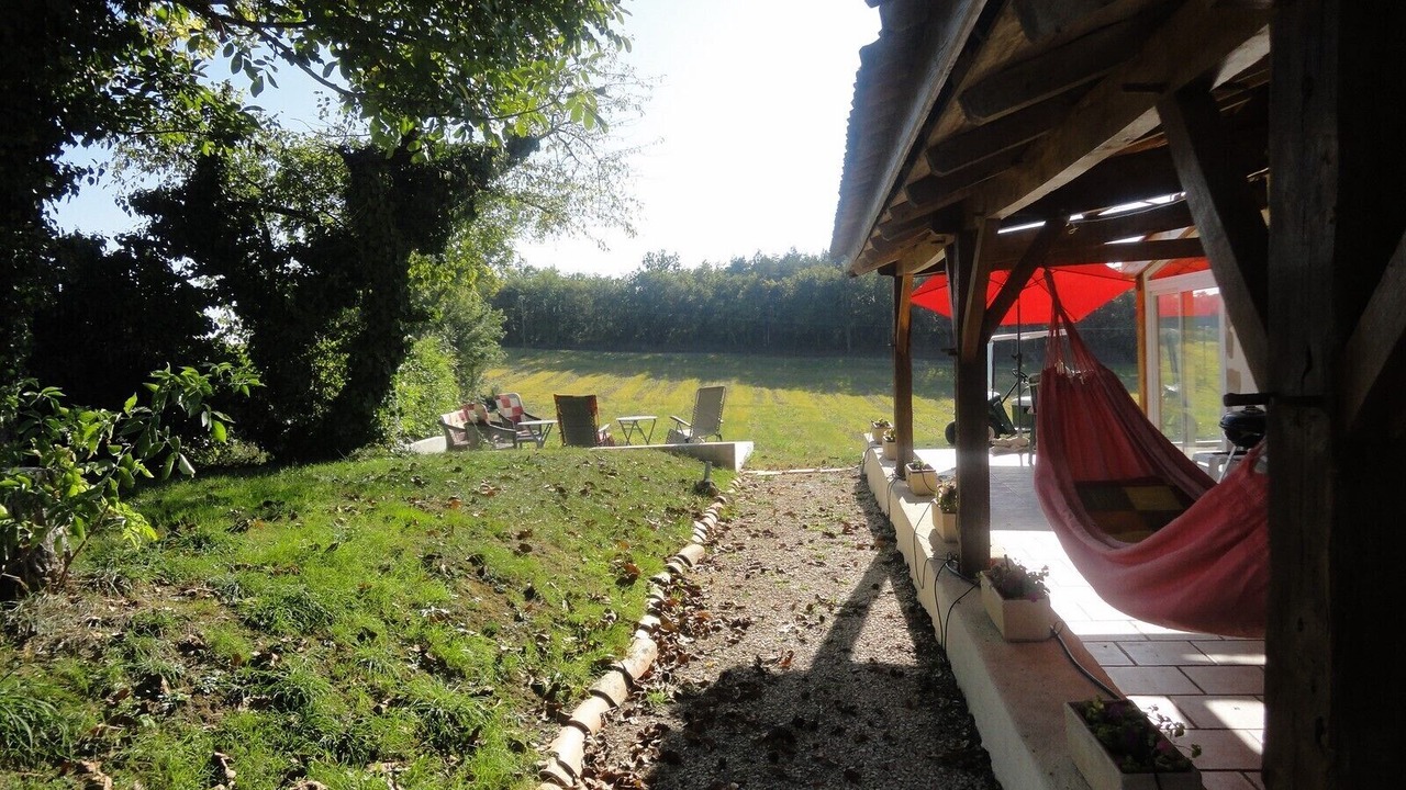 Photo of Patio Balcony in Saint-Colomb-de-Lauzun