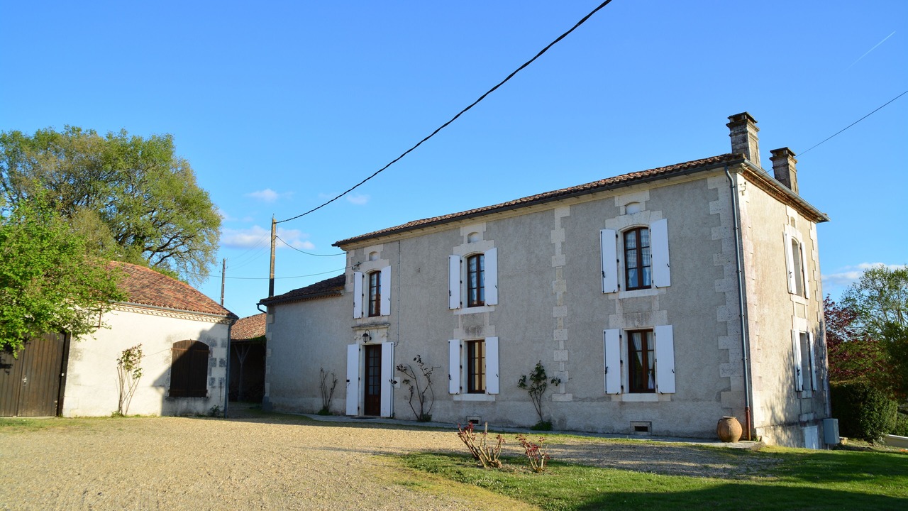 Photo of Others in Bors de Montmoreau