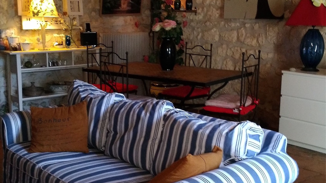 Photo of Livingroom in Jau-Dignac-et-Loirac