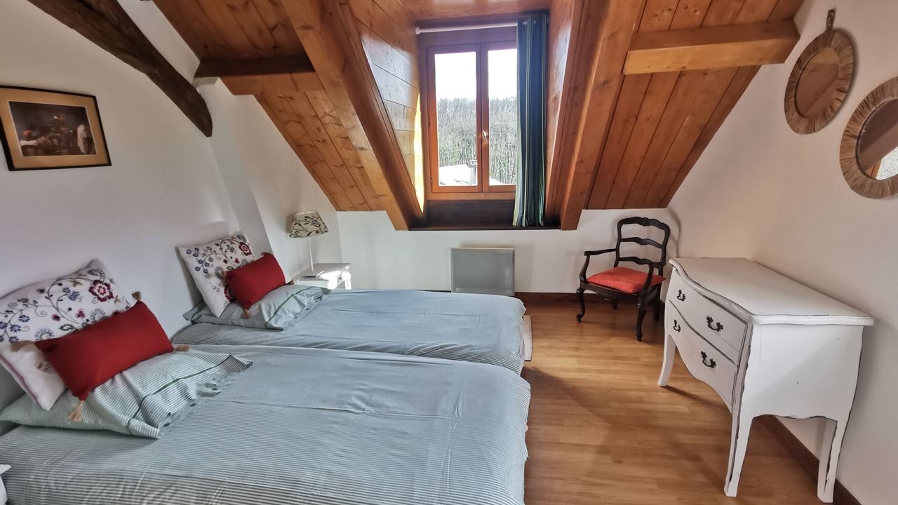Photo of Bedroom in Saint-Sauveur