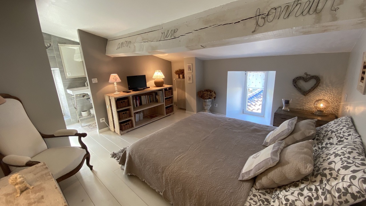 Photo of Bedroom in Moulis-en-Medoc